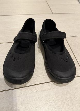 Туфлі для дівчинки h&m білі, кеди , конверси , сандалі 2