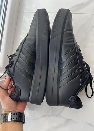 Кросівки adidas 6
