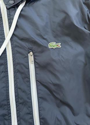 Красива вітровка lacoste 3
