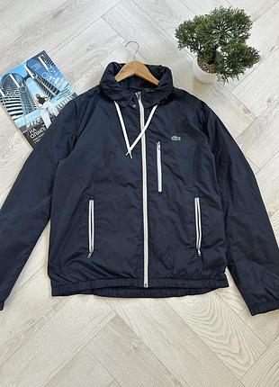 Красива вітровка lacoste 2
