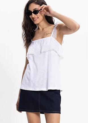 Вишуканий жіночий топ із вишитим мереживним воланом та перфорацією h&m (m)