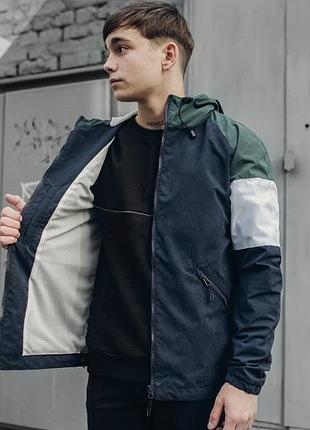 Вітровка staff 6