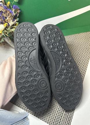 Оригінальні кеди adidas 4