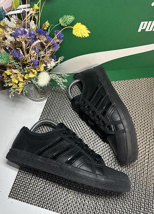 Оригінальні кеди adidas 8