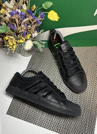 Оригінальні кеди adidas