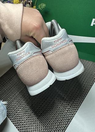 Оригинальные кроссовки new balance 8