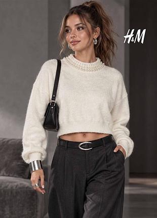 Новий молочний светр з перлинами на комірі h&m l