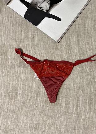 H&m чудові червоні стрінги