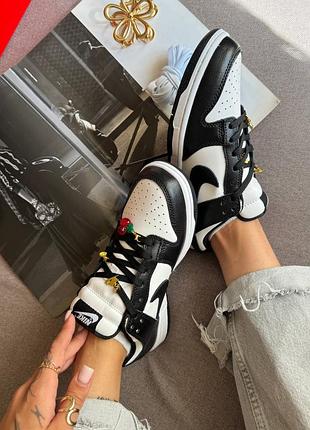 Nike sb dunk low black white 2