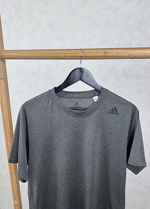 Футболка adidas 2