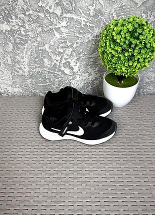 Nike revolution 6 flyease кроссовки 27 размер детские беговые черные