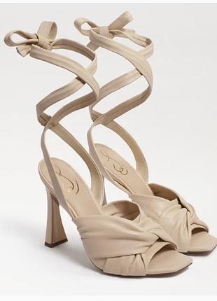 Жіночі шкіряні босоніжки від бренду lenora strappy heeled у розмірі 35,5-36 ( по устілці 22,5-23 см мах)