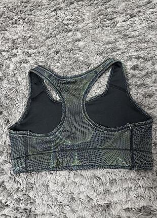 Спортивний топ nike 4