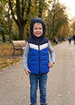 Тёплая жилетка next, 5-6лет