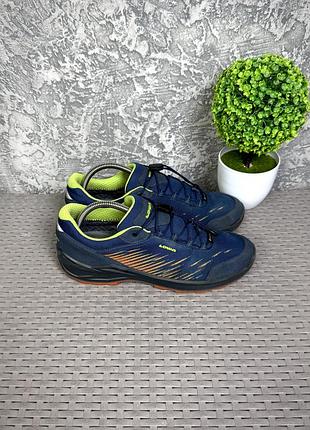 Lowa gore-tex кроссовки полуботинки 41 размер трекинговые