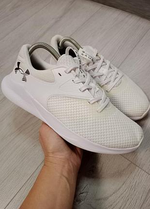 Кроссовки under armour