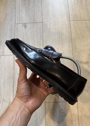 Лофери dr. martens