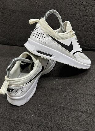 Кросівки жіночі nike