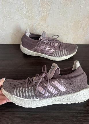 Кросівки adidas energy boost р-39