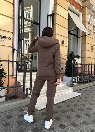 Спортивный костюм 3