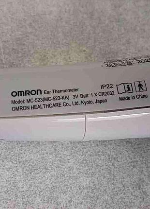 Медицинский термометр б/у omron mc-523 9