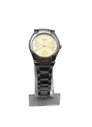 Наручные часы б/у casio sheen shn-200