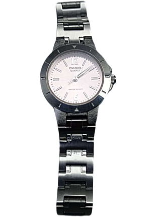 Наручные часы б/у casio ltp-1177