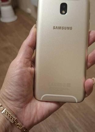 Смартфон samsung j730.
золотой.