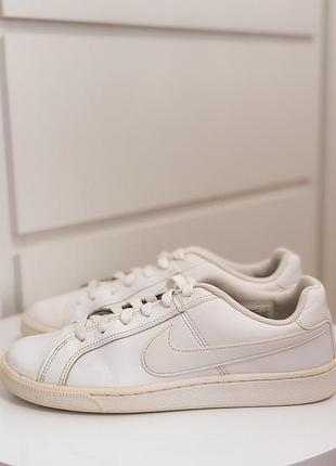 Кеди чоловічі 39 білі nike