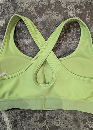 Спортивный топ бра under armour 3