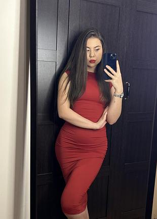 Сукня міді жіноча zara червона розмір с