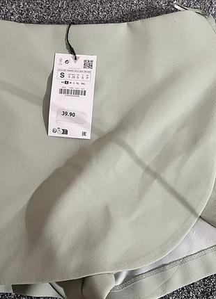 Міні-спідниця-шорти жіноча zara зеленого кольору