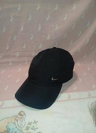 Кепка nike metal logo