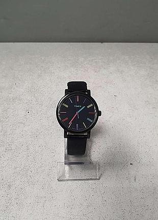 Наручные часы б/у timex t2n790 2