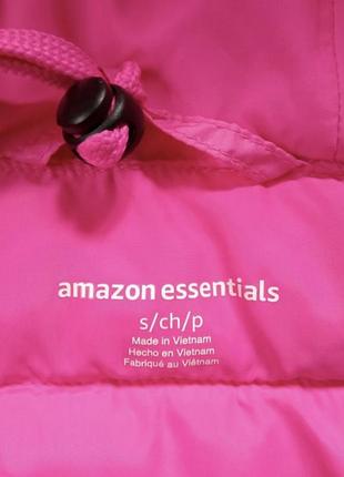 Amazon essentials s 2