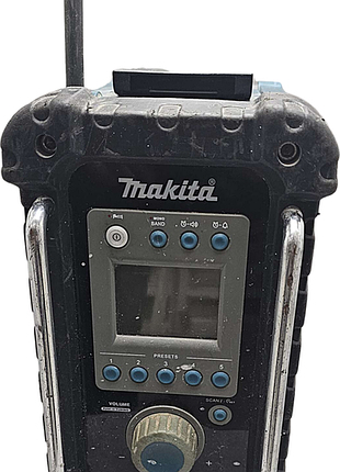 Радіоприймач б/у makita bmr100
