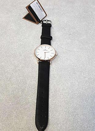 Наручний годинник б/к omkara quartz 3