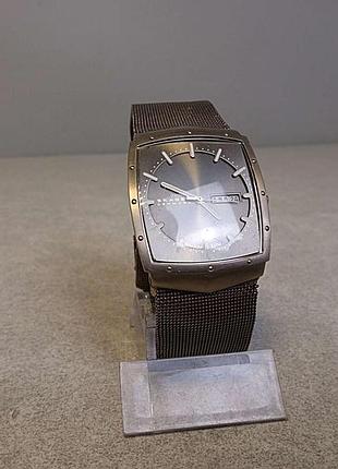 Наручные часы б/у skagen 396lttm 2