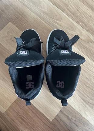 Продам dc-shoes 2