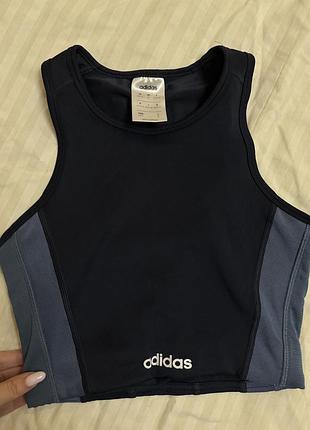 Топ adidas