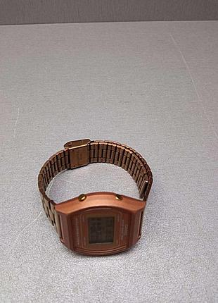 Наручные часы б/у casio b640wc-5aef 5