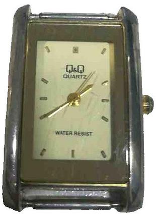 Наручные часы б/у q&q quartz