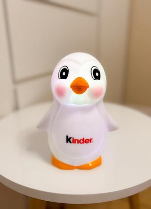 Світильник нічник дитячий пінгвін kinder різнокольоровий