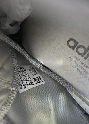 Кросівки adidas сірі з бежевим 3
