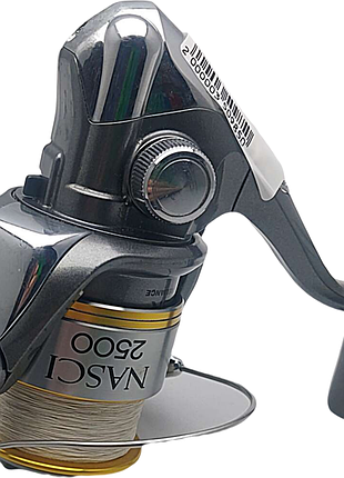 Рыболовная спиннинговая катушка б/у shimano nasci 2500 sd41e