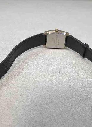 Наручные часы б/у omax quartz 3