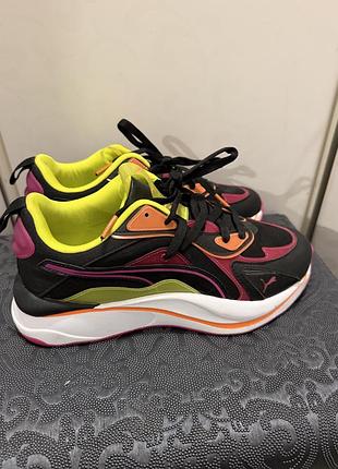 Кросівки жіночі puma різнокольорові
