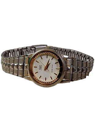 Наручные часы б/у q&q quartz