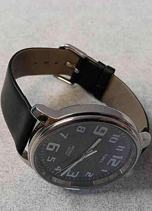 Наручные часы б/у timex t28071 4