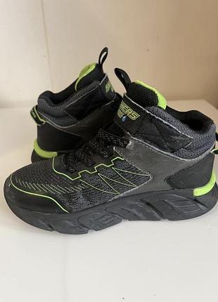 Черевики для хлопчиків skechers демісезонні чорні із зеленим